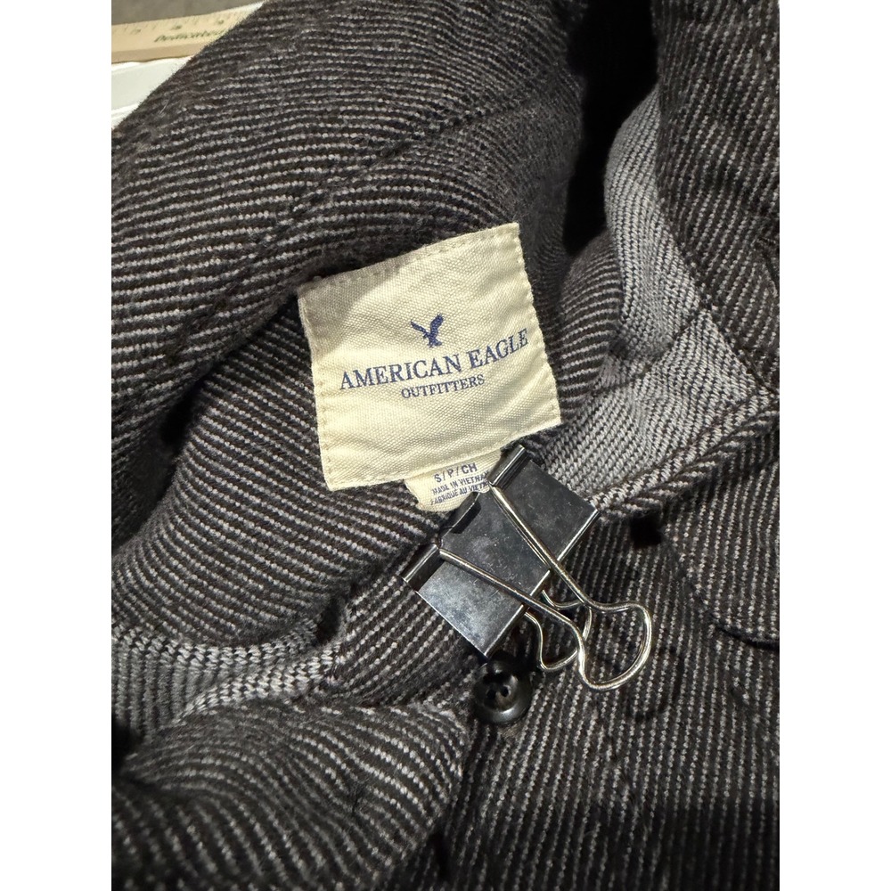 American Eagle Outfitters Mens Small Gray White Striped Button Down Shirt Cotton - Picture 5 of 7